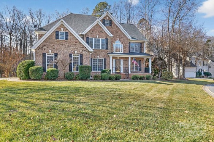 211 Forest Walk Way sold home in Cherry Grove, Mooresville, NC