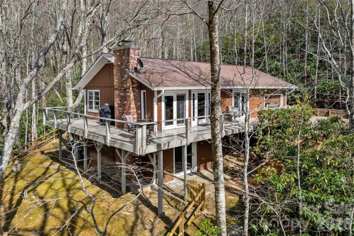 30 Red Oak Forest Road sold home in Fairview Forest, Fairview, NC