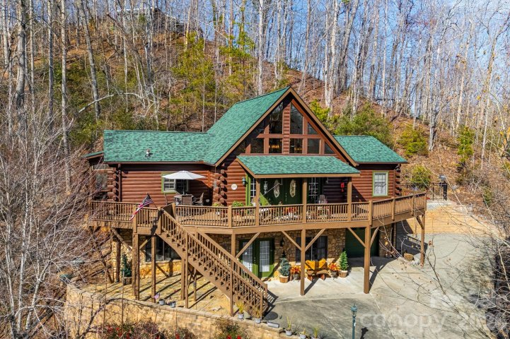 158 Raven Boulevard active home in Riverbend At Lake Lure, Lake Lure, NC