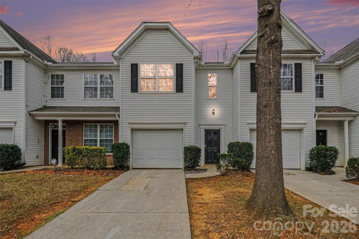 7611 Abigail Glen Drive sold home in Abbotts Glen, Charlotte, NC