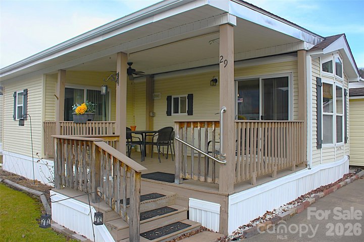 29 Polka Lane pending home in Summer Place, Waynesville, NC