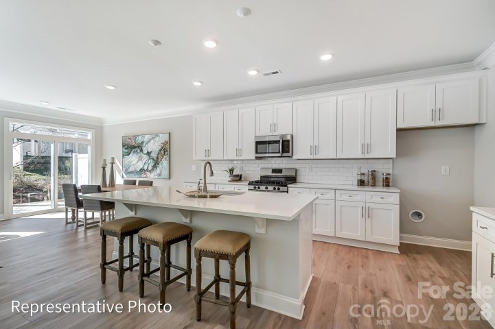 426 Blythe Townhome Lane pending home in Blythe Mill, Waxhaw, NC