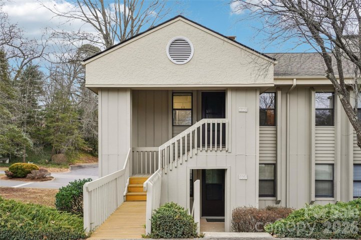 602 Abbey Circle sold home in Cloisters, Asheville, NC