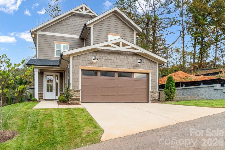 114 Chapel Crossing Lane pending home in Chapel Crossing, Weaverville, NC
