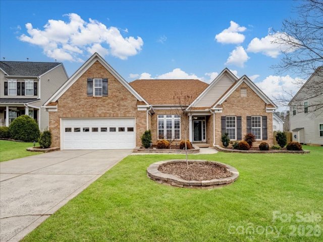 879 Pinkney Place sold home in The Gates, Stanley, NC
