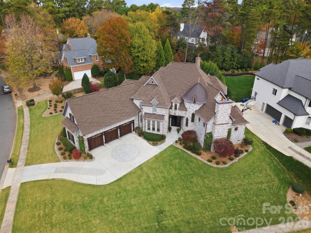 16821 America Cup Road active home in The Peninsula, Cornelius, NC