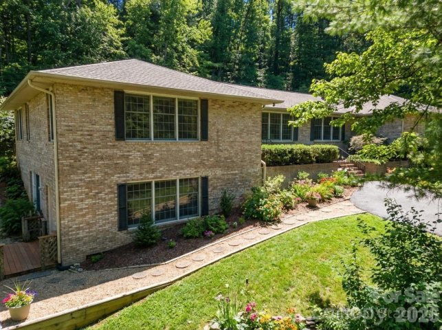 310 Claremont Drive sold home in Claremont, Flat Rock, NC