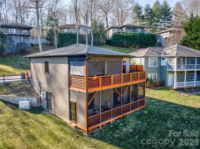 Homes in Hawks Crest, Waynesville