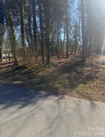 19 Sarah Drive sold home in Lakehaven Estates, Denver, NC