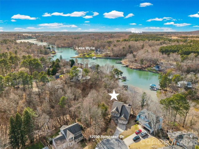 Homes in Tega Cay, Tega Cay