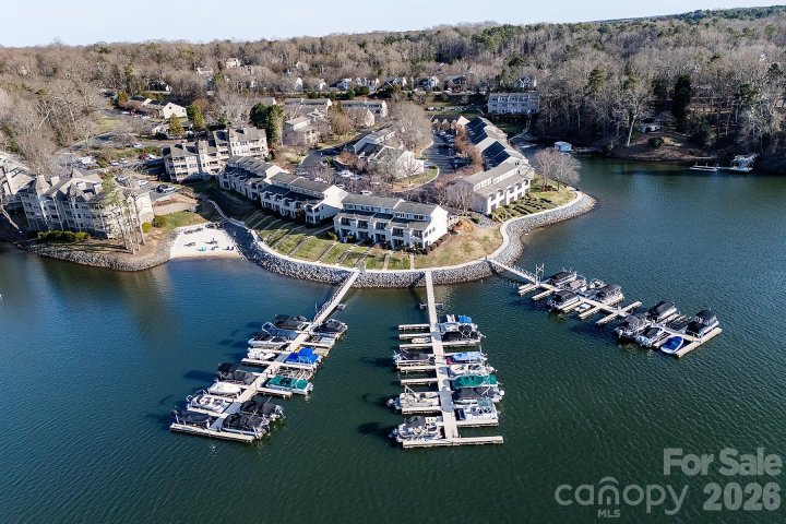 14621 Waterside Drive sold home in The Yachtsman, Charlotte, NC