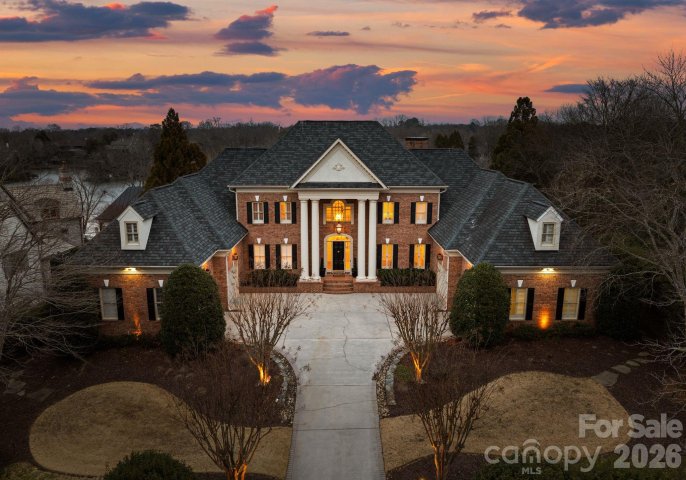 8721 Lake Challis Lane sold home in Challis Farm, Charlotte, NC
