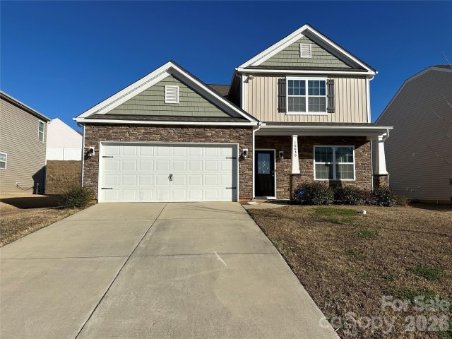 10630 Bradstreet Commons Way active home in Lanier Village, Charlotte, NC