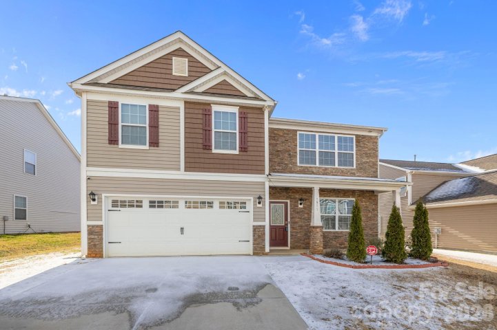 7577 Nolen Farm Drive active home in Nolen Farm, Gastonia, NC