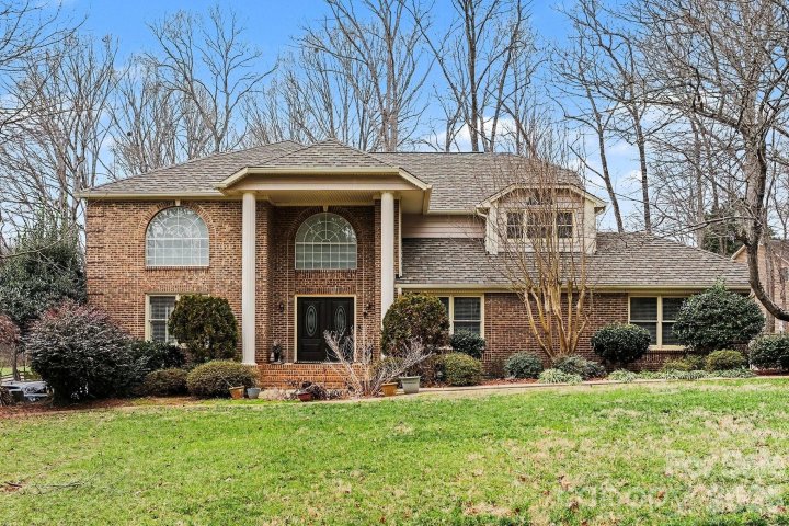 8909 Abberley Court sold home in Wynfield, Huntersville, NC
