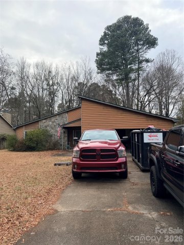 10915 Fox Mill Lane sold home in Provincetowne, Charlotte, NC
