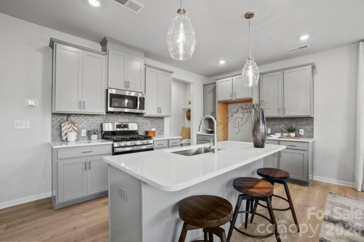 505 Silver Birch Court sold home in Fincastle Glen, Shelby, NC