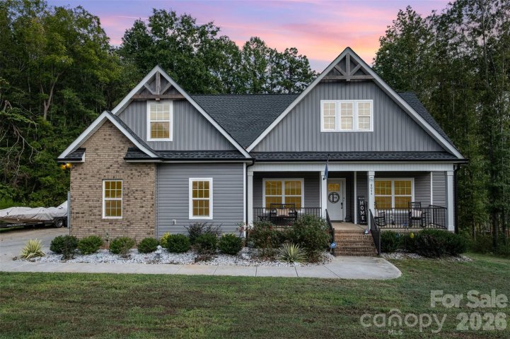 8045 Smooth Stone Court sold home in Sanders Landing, Clover, SC