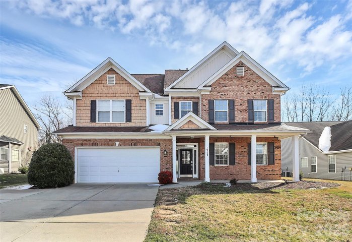 10722 Camden Meadow Drive pending home in Huntington Forest, Charlotte, NC