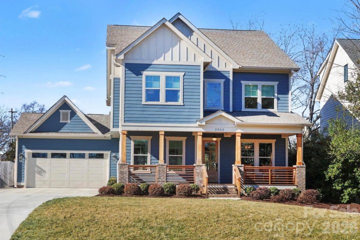 2852 Dorchester Place active home in Sedgefield, Charlotte, NC