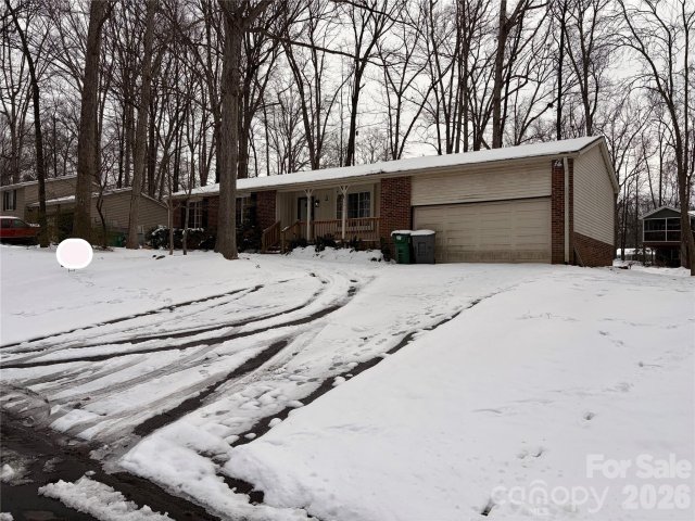 6417 Holly Knoll Drive sold home in Holly Hills, Charlotte, NC