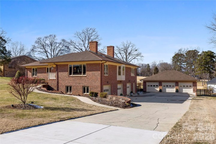 Homes in Pine Island, Charlotte