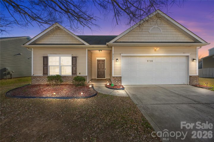 9720 Paper Tree Road sold home in Woodbury, Charlotte, NC