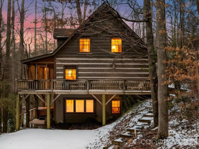 Homes in Living Waters, Black Mountain