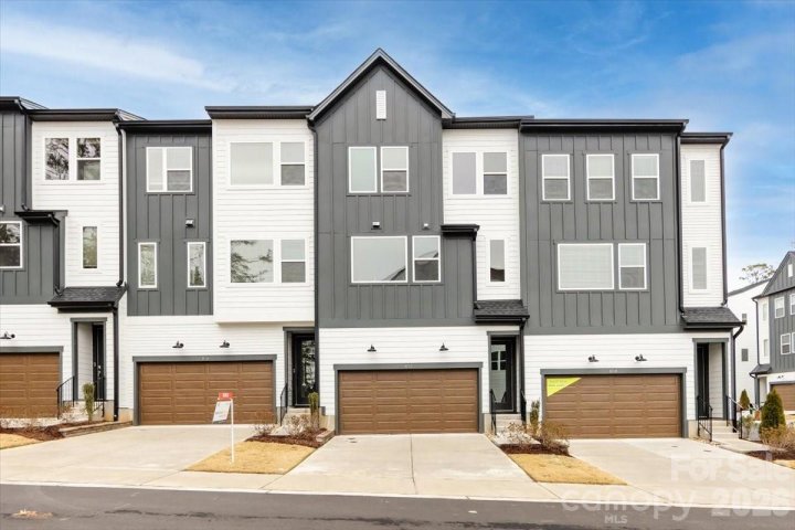 812 Flintside Lane sold home in Archer Row, Charlotte, NC