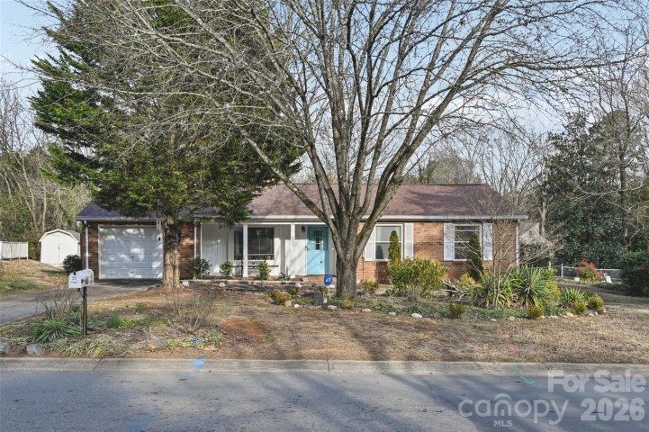 7633 Holly Hill Road sold home in Holly Hills, Charlotte, NC