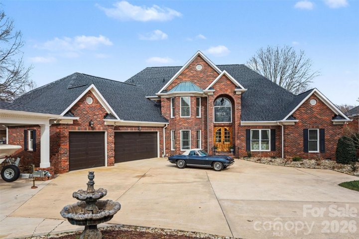 Homes in Island Forest, Cornelius
