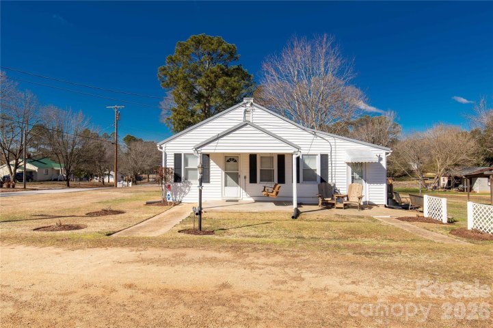 1227 Laurel Avenue sold home in Erwin Farm, Lancaster, SC
