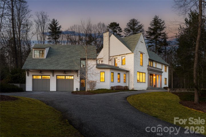 93 Mirehouse Run active home in Ramble Biltmore Forest, Asheville, NC