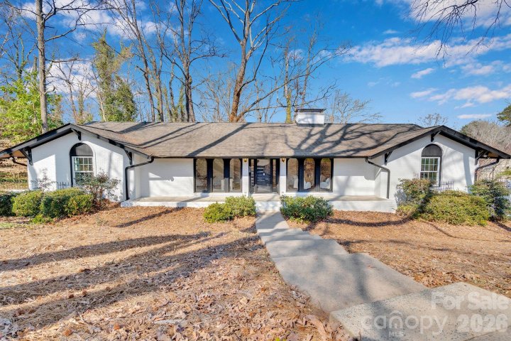 3200 Highview Road sold home in Mountainbrook, Charlotte, NC