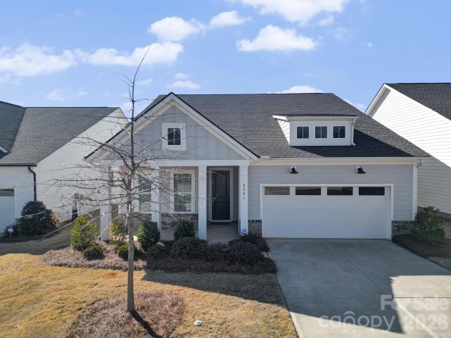 8021 Brookbank Drive active home in Griffith Lakes, Charlotte, NC