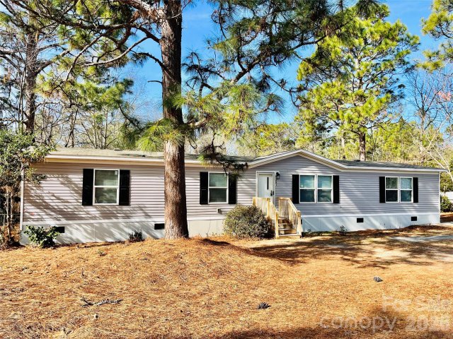 Homes in Sandy Springs, Lexington
