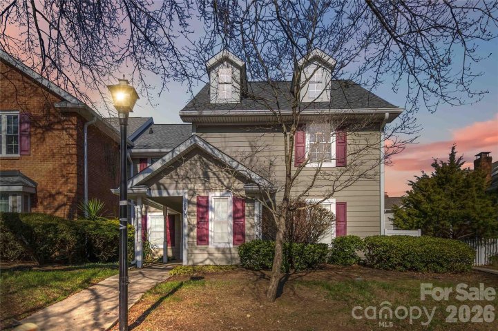 9400 S Vicksburg Park Court sold home in Park Walk, Charlotte, NC