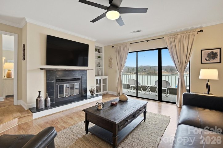 7324 Lakefront Drive sold home in Emerald Point, Charlotte, NC