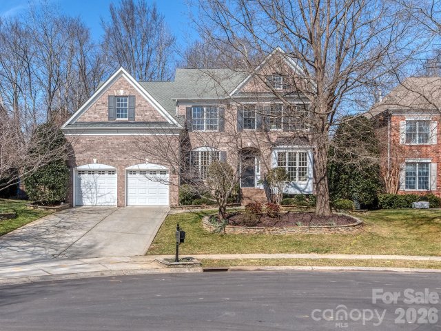 614 Ashgrove Lane pending home in Providence Plantation, Charlotte, NC