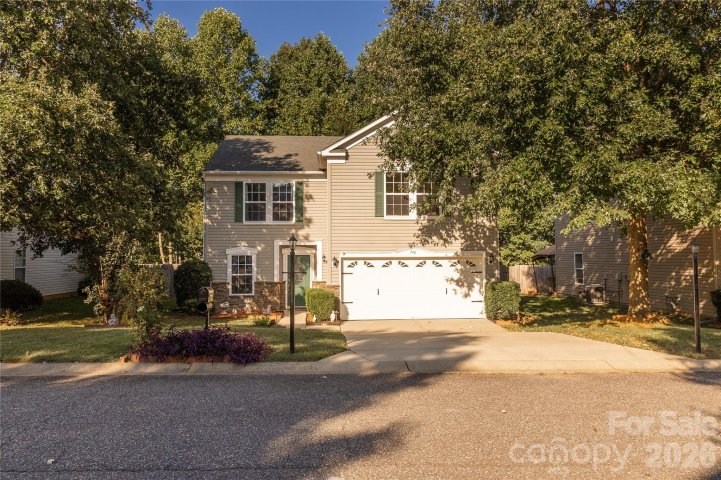 746 Ladino Lane active home in Clover Meadows, Clover, SC
