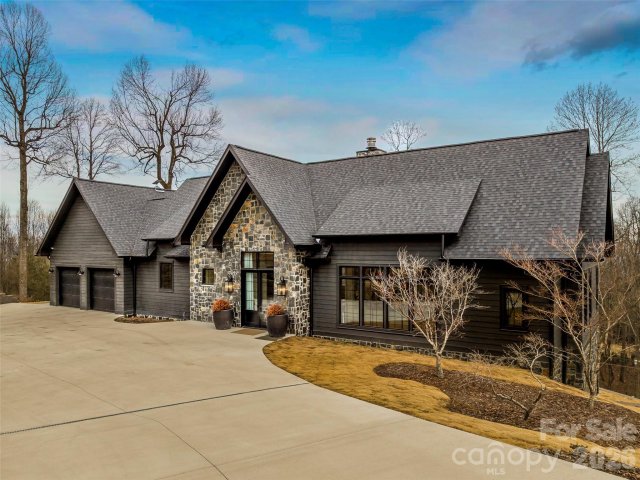 Homes in Laurel Park, Laurel Park