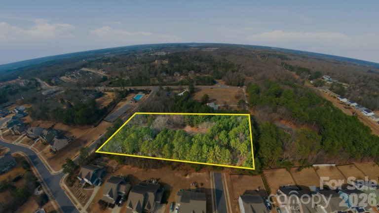 16716 Watermelon Lane active home in Mcalway Manor, Charlotte, NC