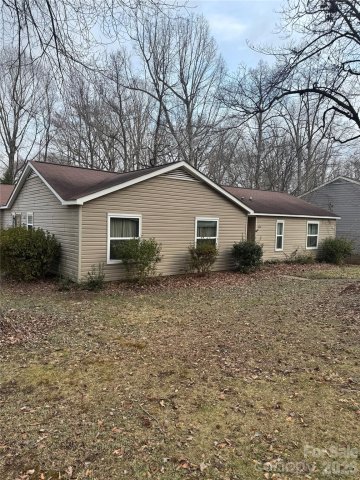 11130 Blue Heron Drive pending home in Falconbridge, Charlotte, NC