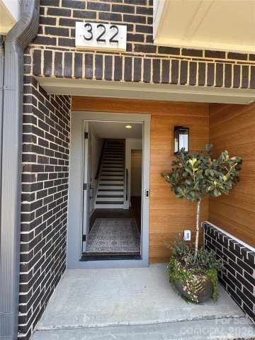 322 E Cama Street active home in LOSO Terraces, Charlotte, NC