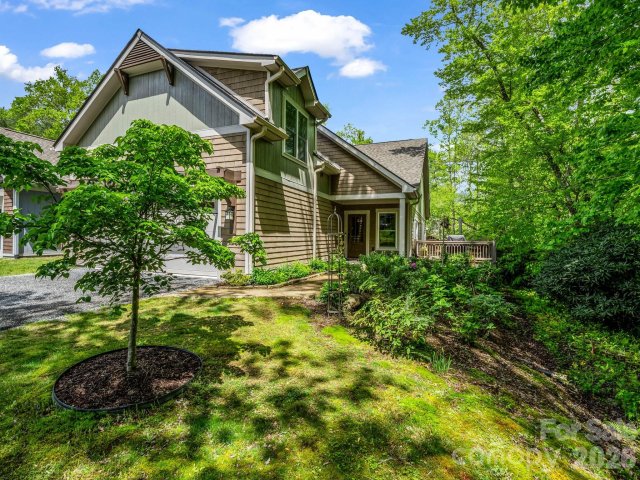 29 Stonehollow Lane sold home in Glenlaurel Preserve, Brevard, NC