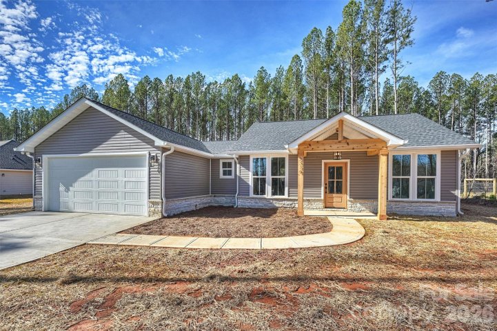 2319 Lee Lawing Road sold home in North Pines, Lincolnton, NC