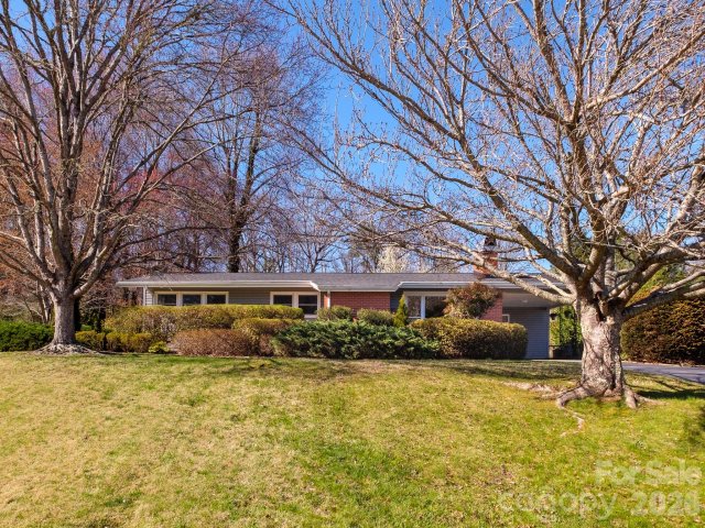 317 Allison Road sold home in Pisgah Heights, Brevard, NC