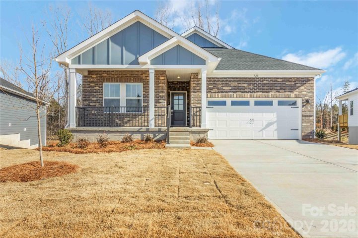 720 Palmer Pendleton Way active home in Brighton Springs, York, SC