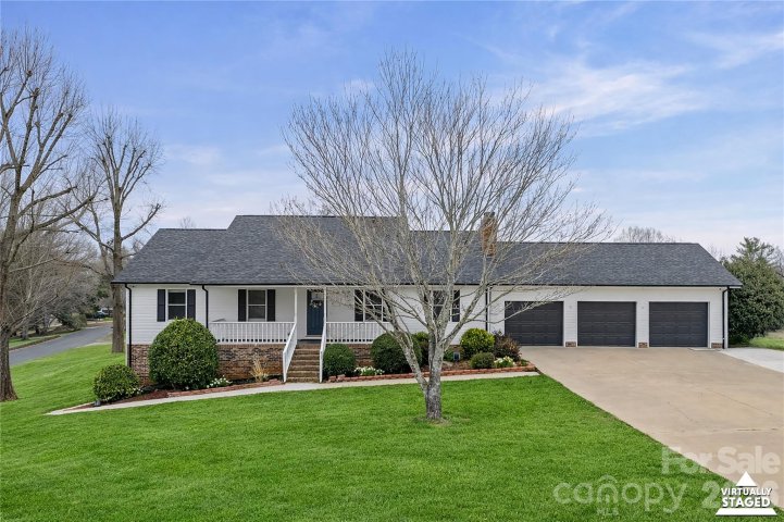 A home in Woodbridge, Kings Mountain
