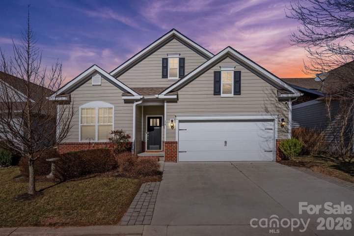 16 Regent Heights Road active home in The Views At Rose Hill, Leicester, NC